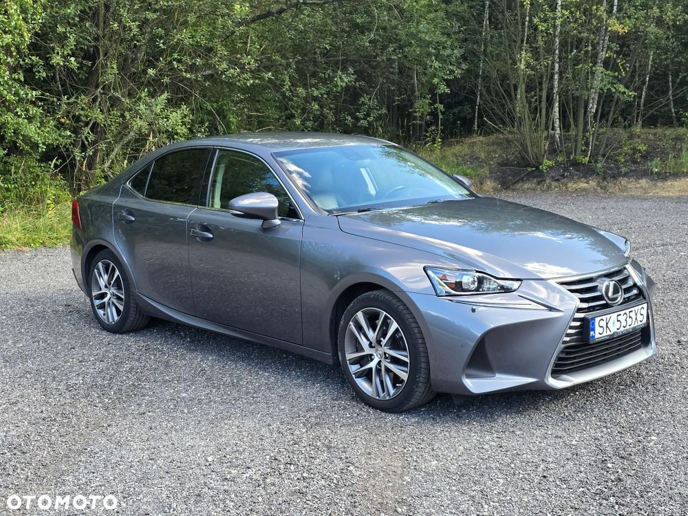 Lexus IS 200t / 300 Elegance - 1