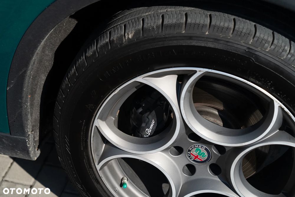 Alfa Romeo Stelvio 2.0 Turbo 16V AT8-Q4 Super - 8