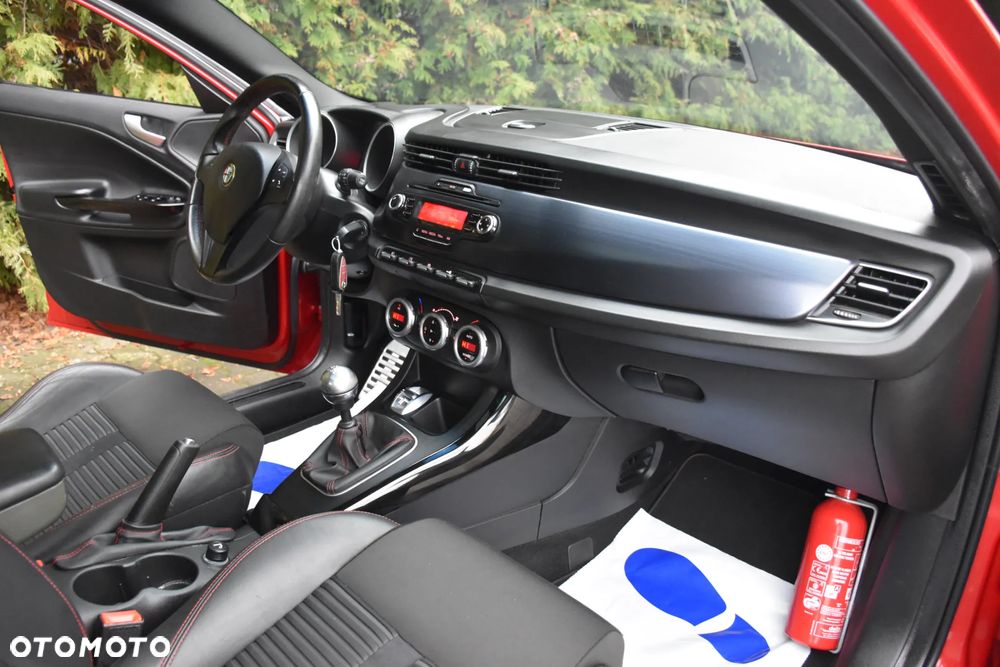 Alfa Romeo Giulietta 1.6 JTDM Distinctive - 9