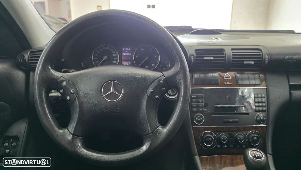 Mercedes-Benz C 220 CDI Classic DPF Sport Edition - 15