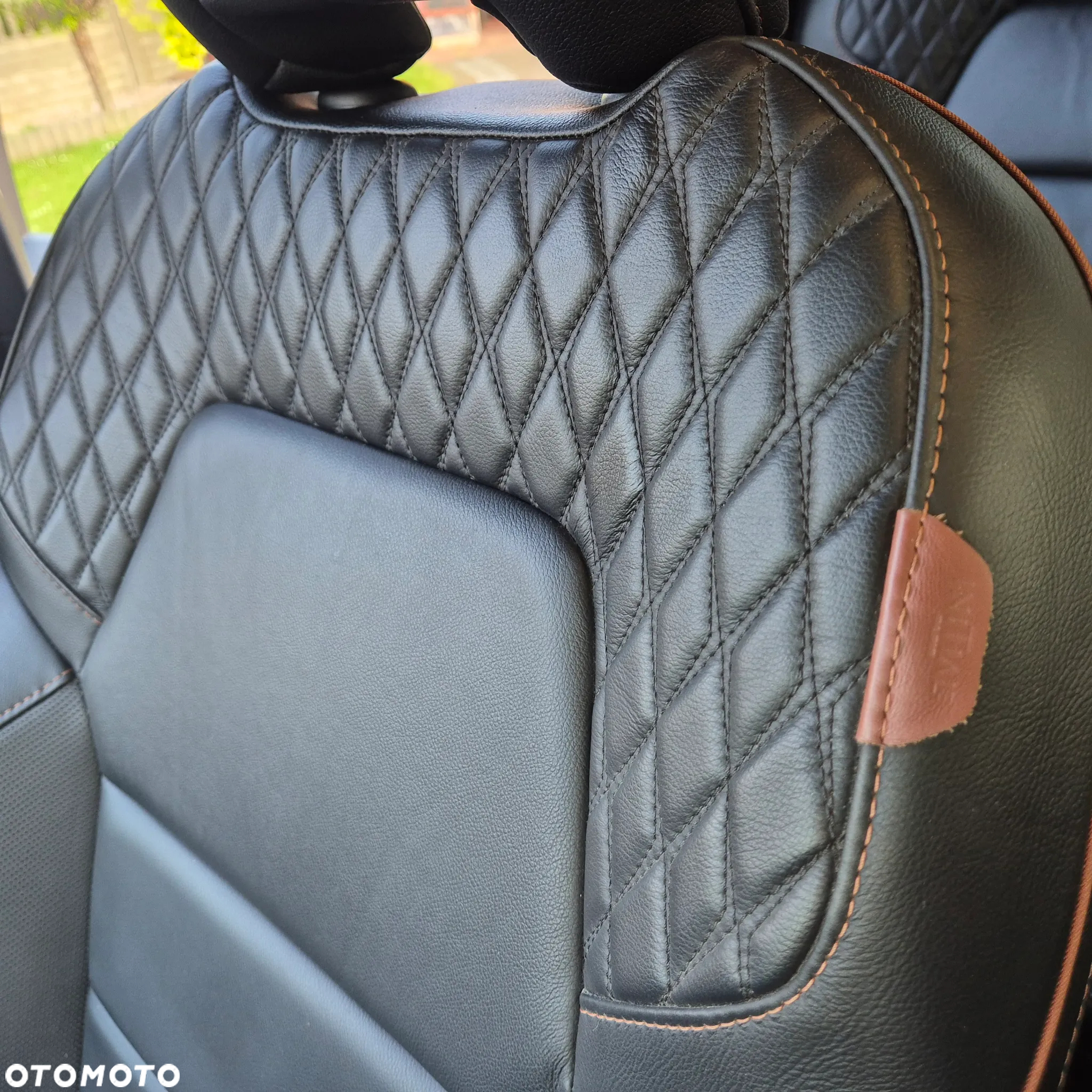 Renault Captur E-TECH PLUG-in 160 INITIALE PARIS - 6
