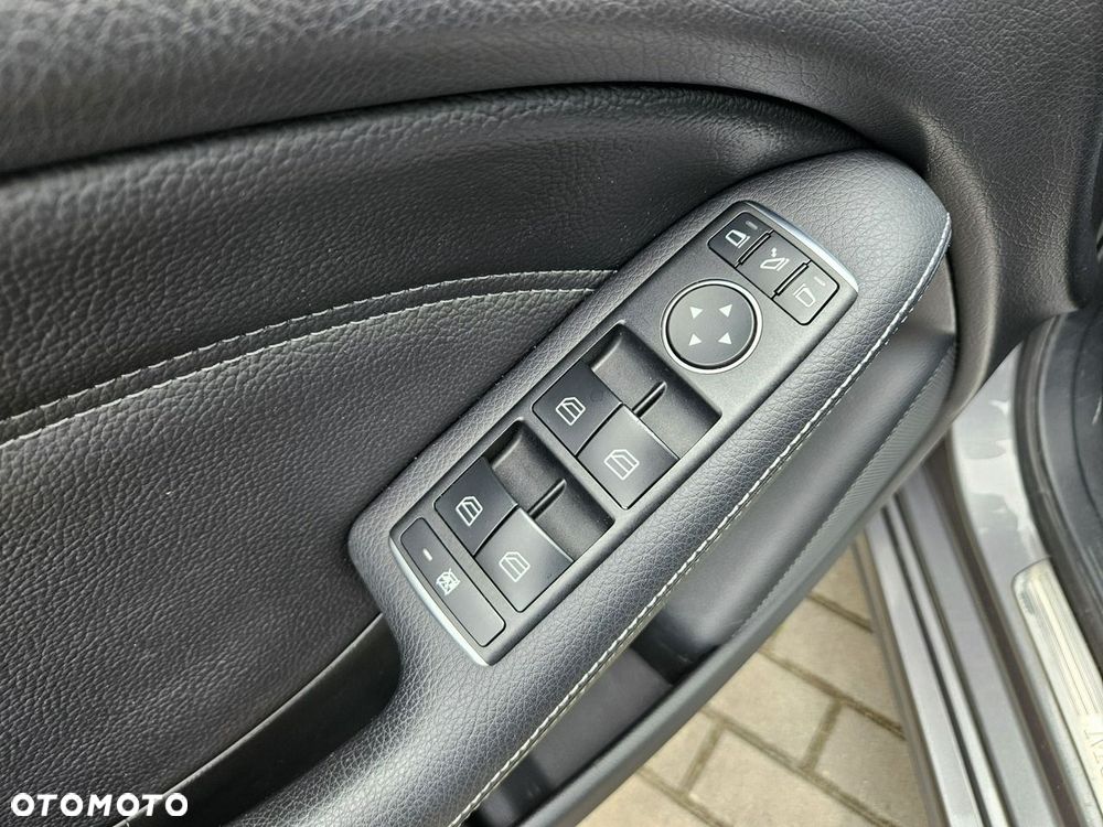 Mercedes-Benz Klasa B 180 7G-DCT Style - 21