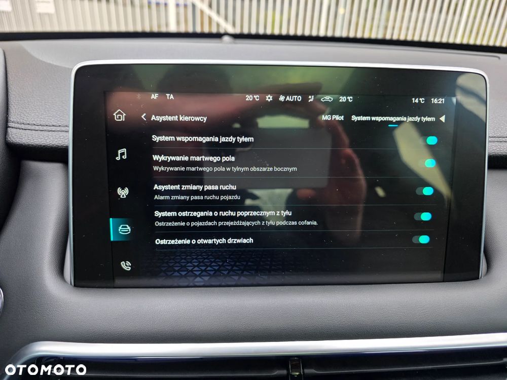 MG HS 1.5 T-GDI Exclusive DCT - 15