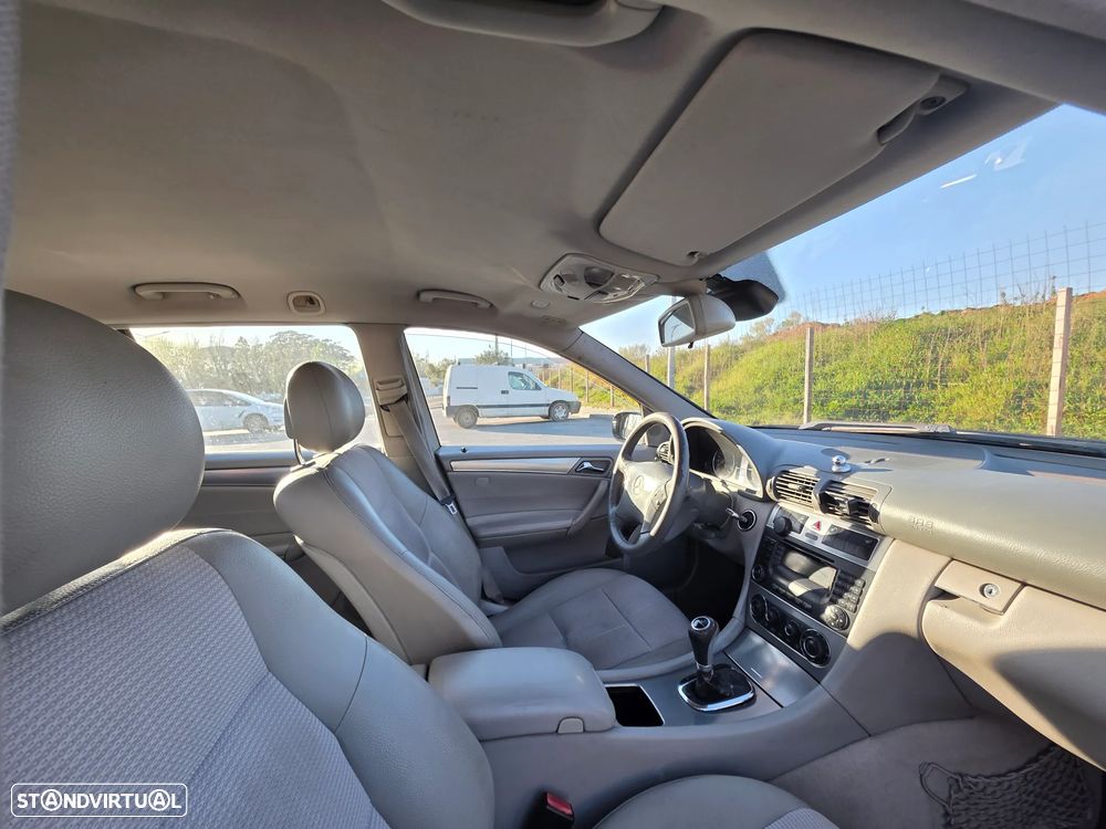Mercedes-Benz C 220 - 13
