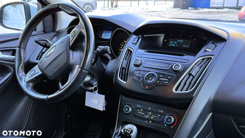 Ford Focus SW 1.5 TDCi Trend - 16