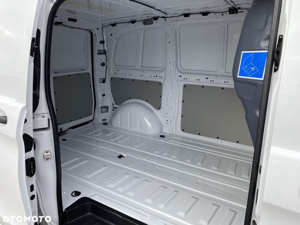 Mercedes-Benz Vito - 17