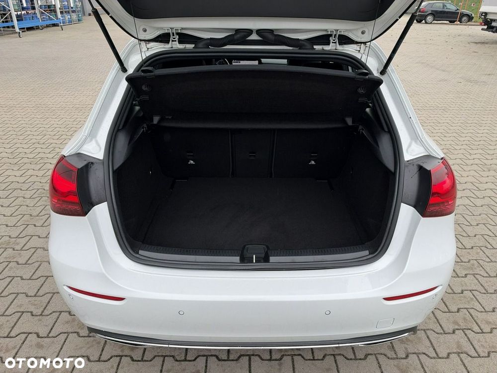 Mercedes-Benz Klasa A 200 d 8G-DCT - 16