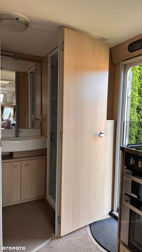 SWIFT Sterling Eccles Sport 524 - 9