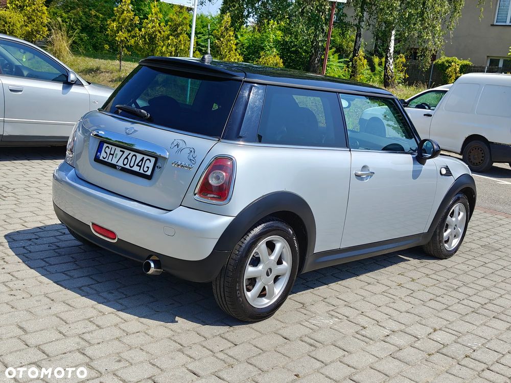 MINI Cooper 50 Mayfair - 10