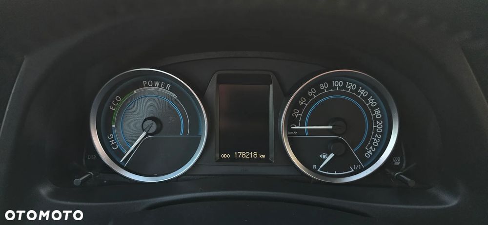 Toyota Auris - 30
