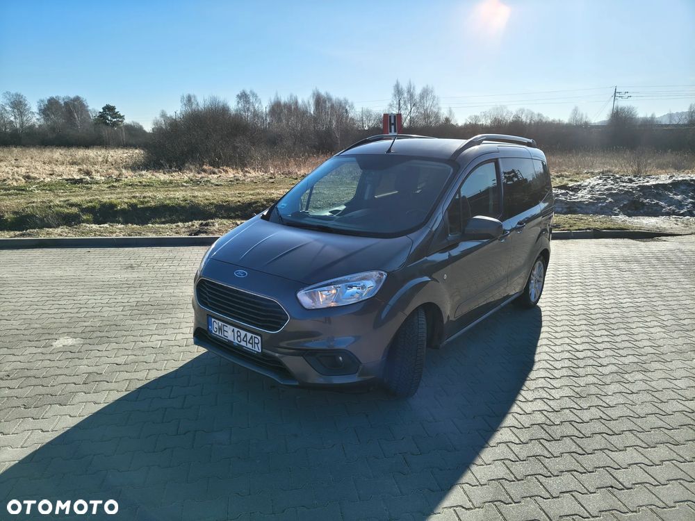 Ford Tourneo Courier 1.0 EcoBoost Titanium - 1