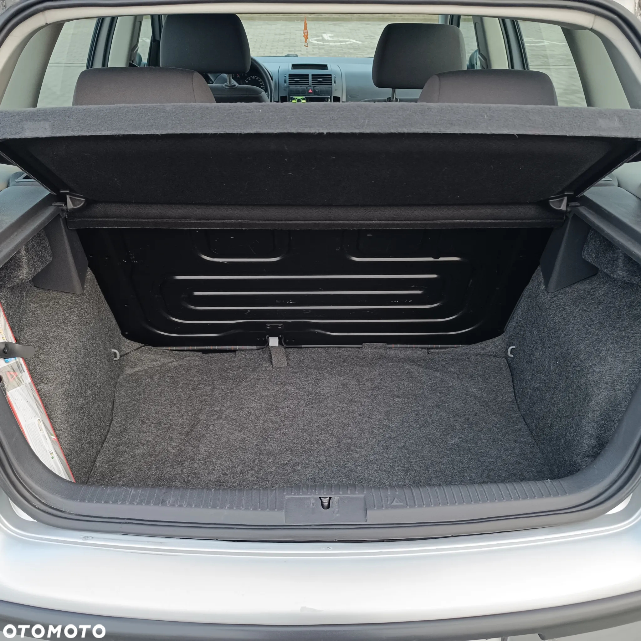Volkswagen Polo - 8
