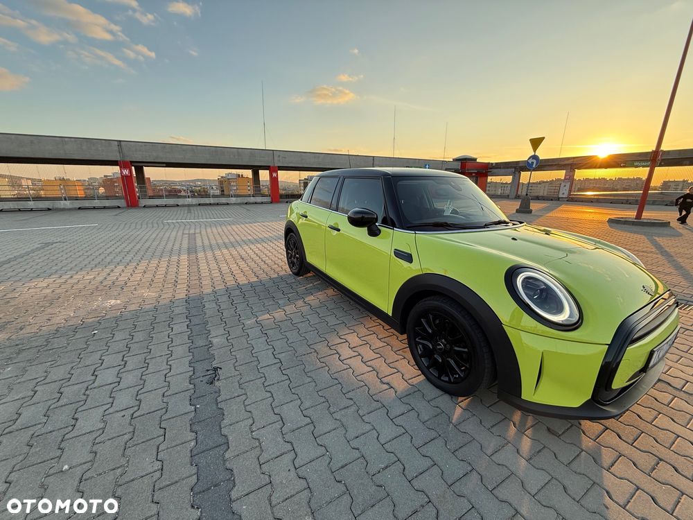 MINI Cooper Standard - 5