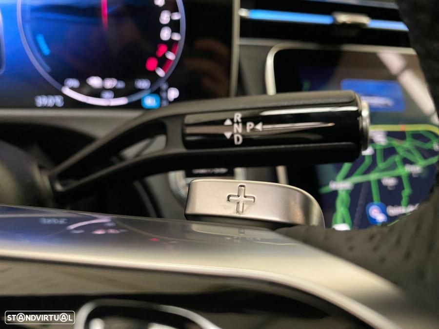 Mercedes-Benz E 300 e AMG Line - 29