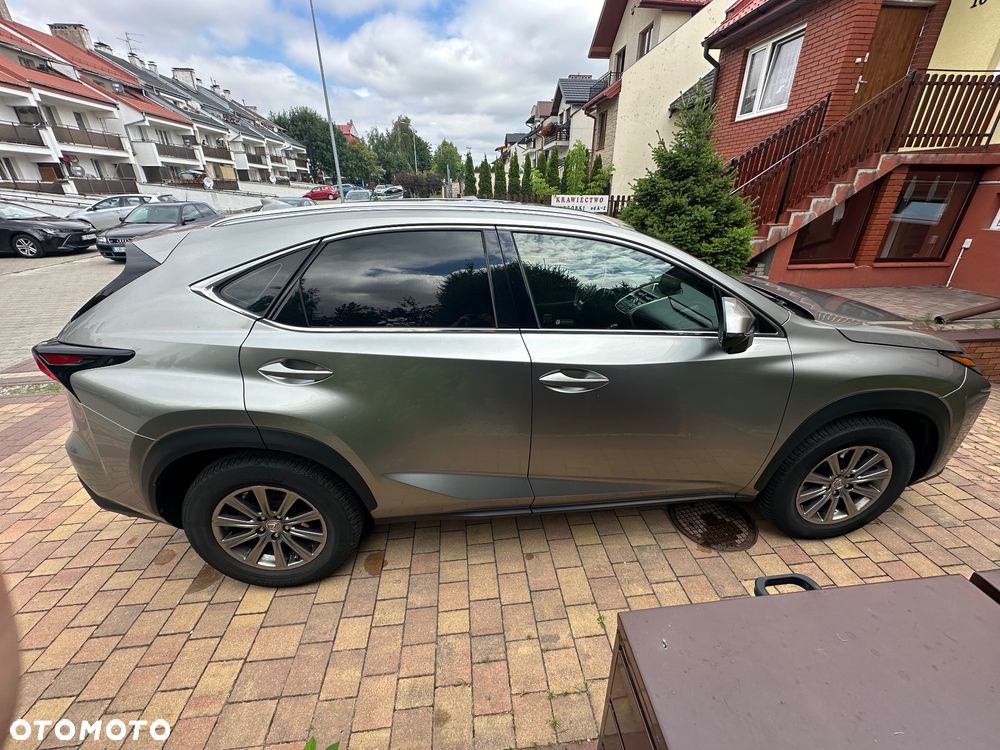 Lexus NX 200t Elegance AWD - 8