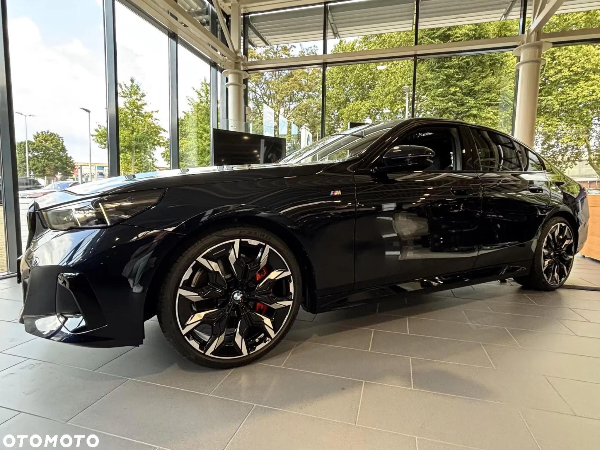 BMW Seria 5 520d xDrive mHEV M Sport - 8