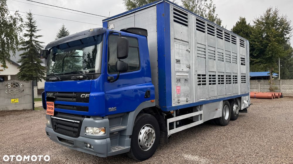 DAF CF - 25