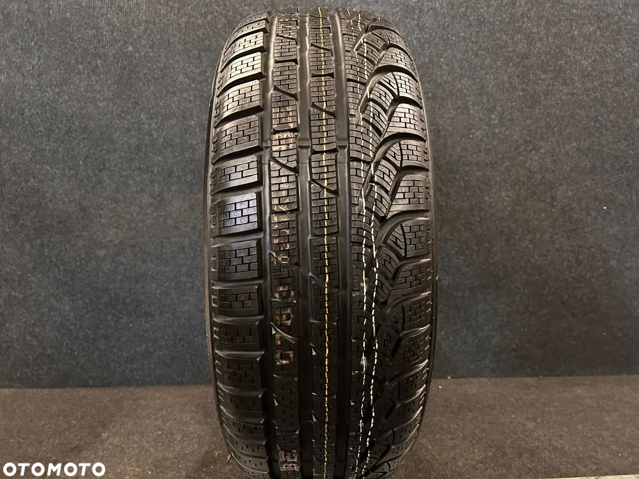 Pirelli Winter 210 SottoZero Serie II 205/55/16 91H 1szt. Nowa z zapasu! - 1