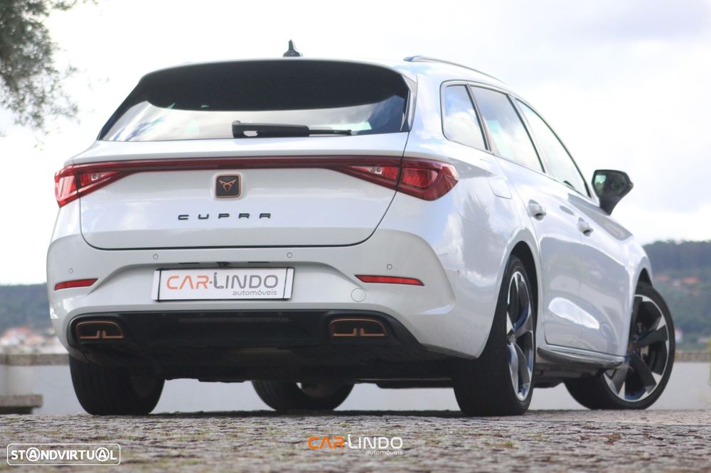 Cupra Leon 1.4 e-Hybrid MID DSG - 8