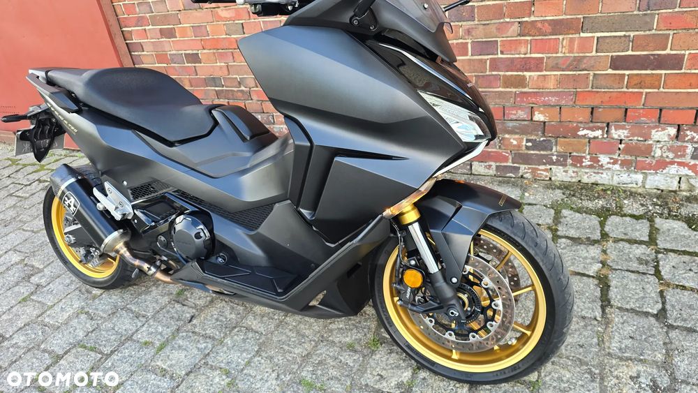 Honda NSS - 32