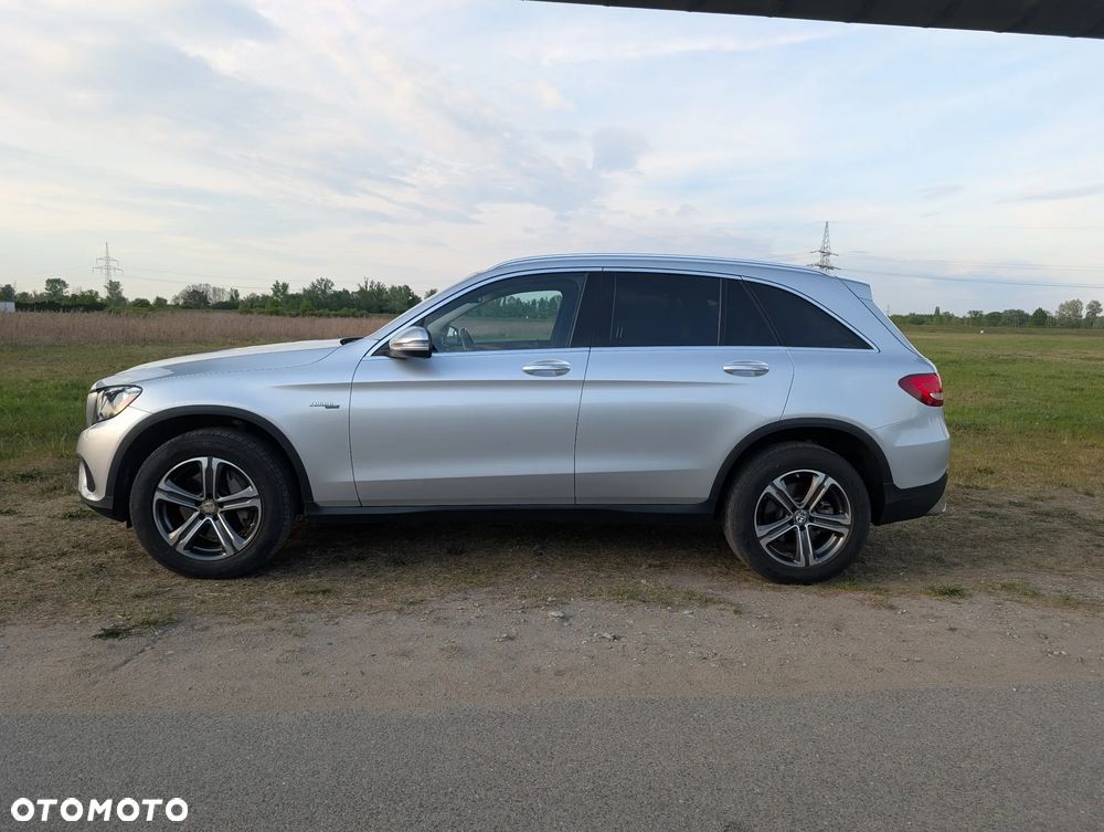 Mercedes-Benz GLC 300 4Matic 9G-TRONIC - 5