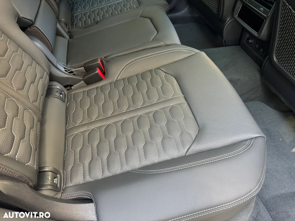 Audi RS Q8 RSQ8 Performance quattro Tiptronic MHEV - 12