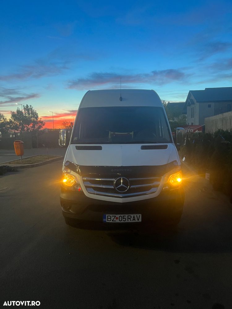 Mercedes-Benz Sprinter - 5