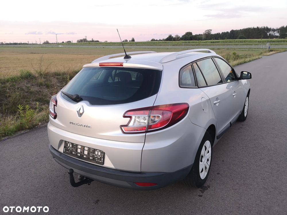 Renault Megane 1.6 16V Generation - 10