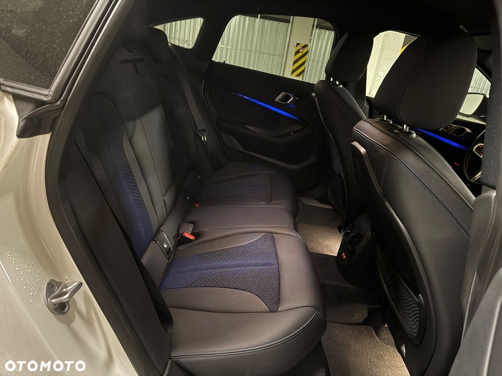 BMW Seria 2 218i M Sport - 14