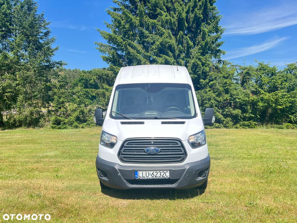 Ford Transit - 1