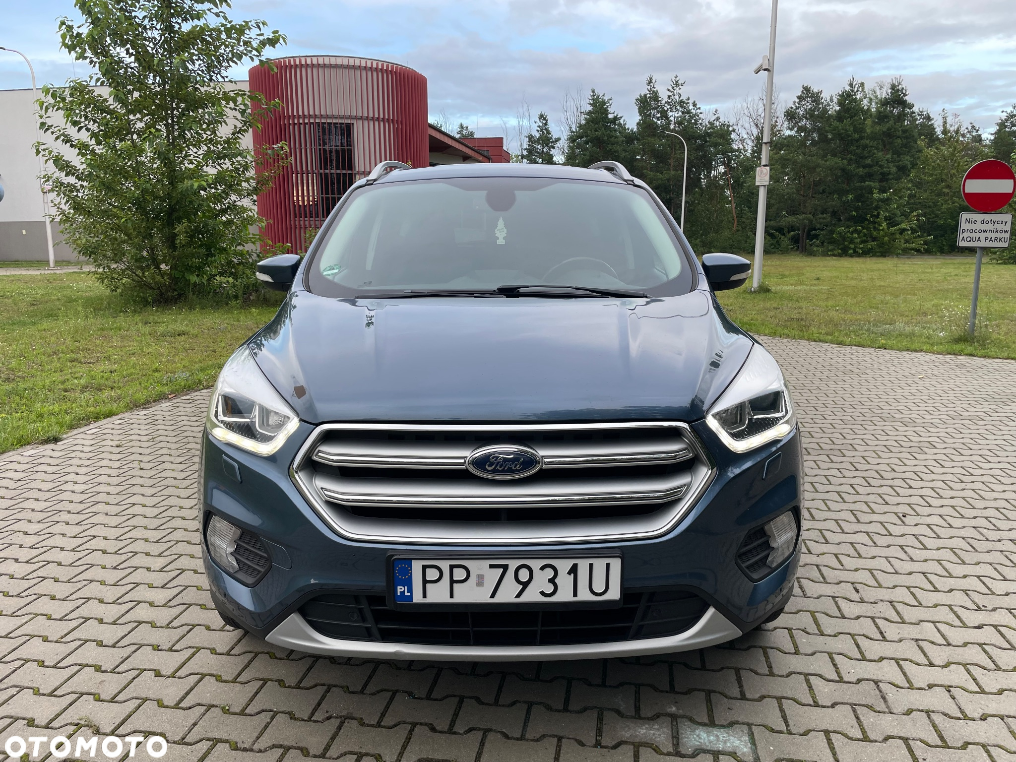 Ford Kuga 1.5 EcoBoost 2x4 Titanium - 16