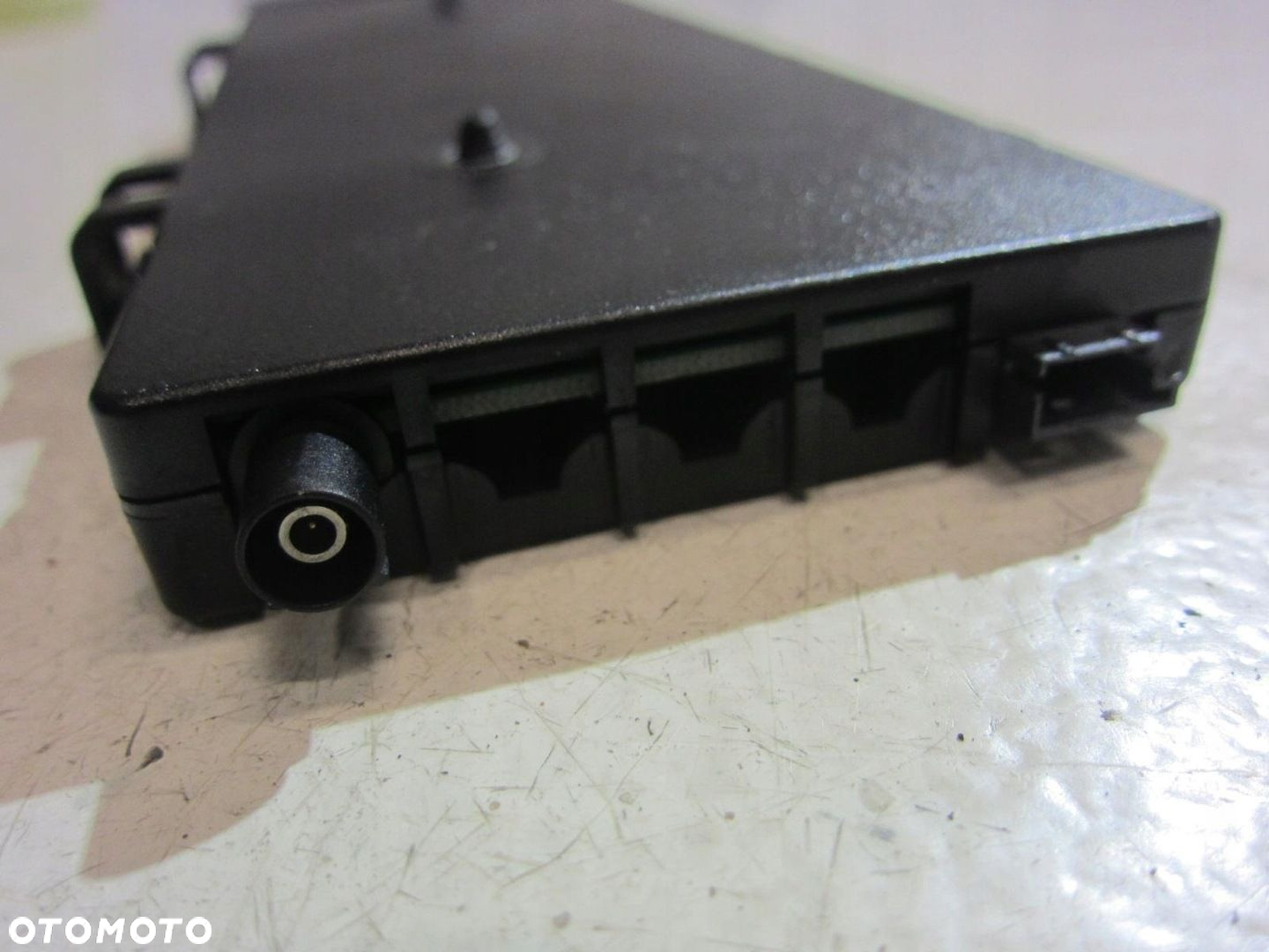 BMW X3 F25 ANTENA WZMACNIACZ DIVERSITY 9276061 - 3