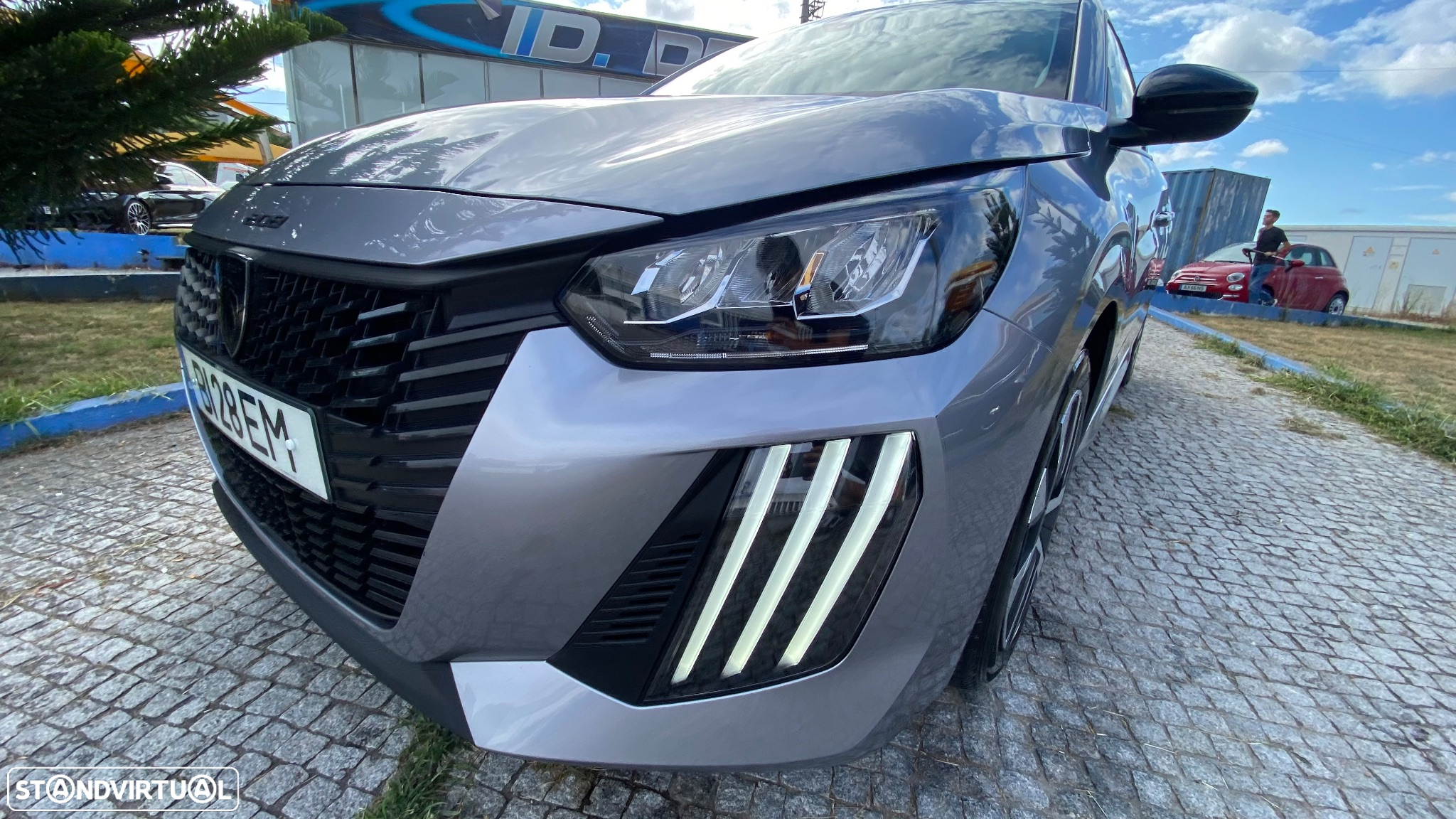 Peugeot 208 1.2 PureTech Active Pack - 12