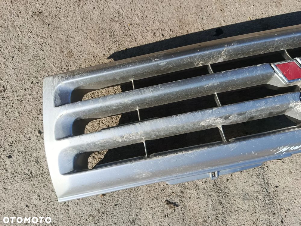 Grill osłona chłodnicy atrapa Mitsubishi Pinin - 2