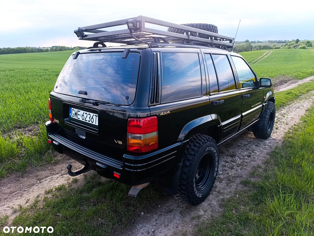 Jeep Grand Cherokee - 9