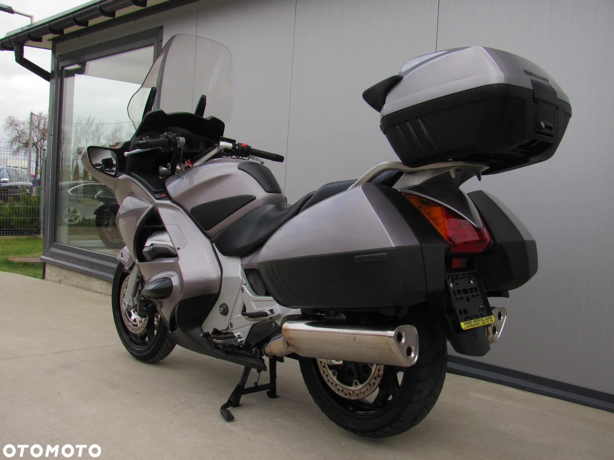 Honda ST - 19