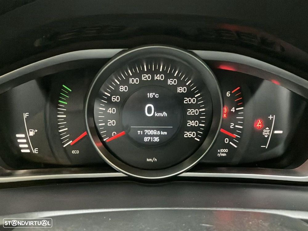 Volvo V40 2.0 D2 Kinetic - 13