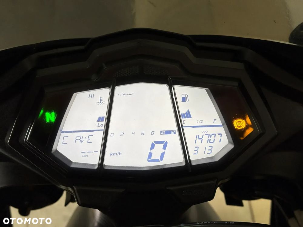 Yamaha YZF - 7