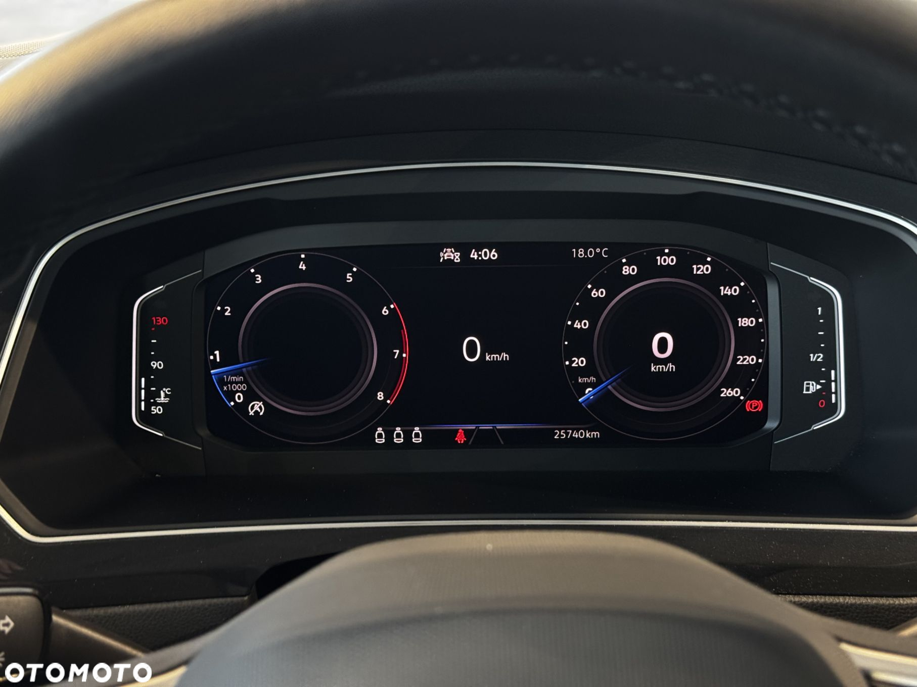 Volkswagen Tiguan - 23