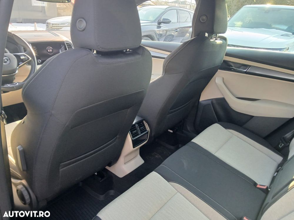 Skoda Karoq 2.0 TDI 4X4 DSG Sportline - 11