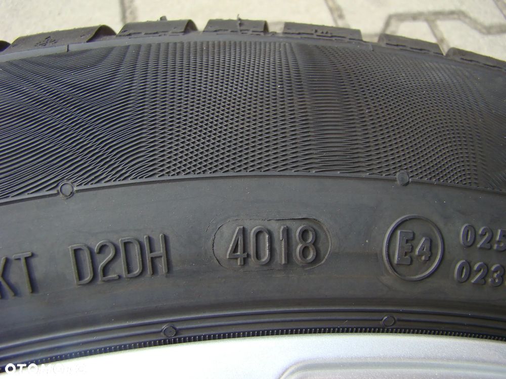 a487 5x114,3 Dacia Duster 7Jx17 et40 opony zimowe 215/60 R17 - 10