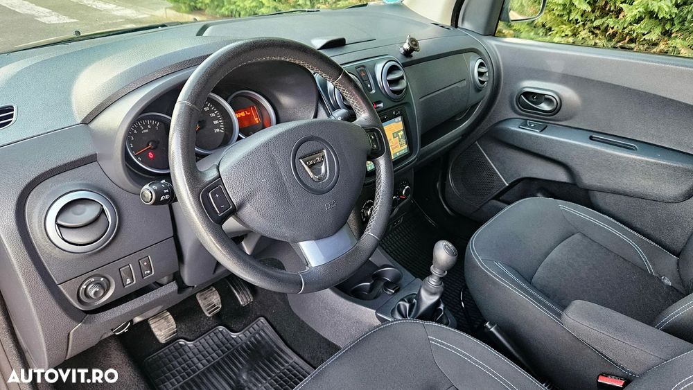 Dacia Lodgy 1.5 dCi Stepway - 17