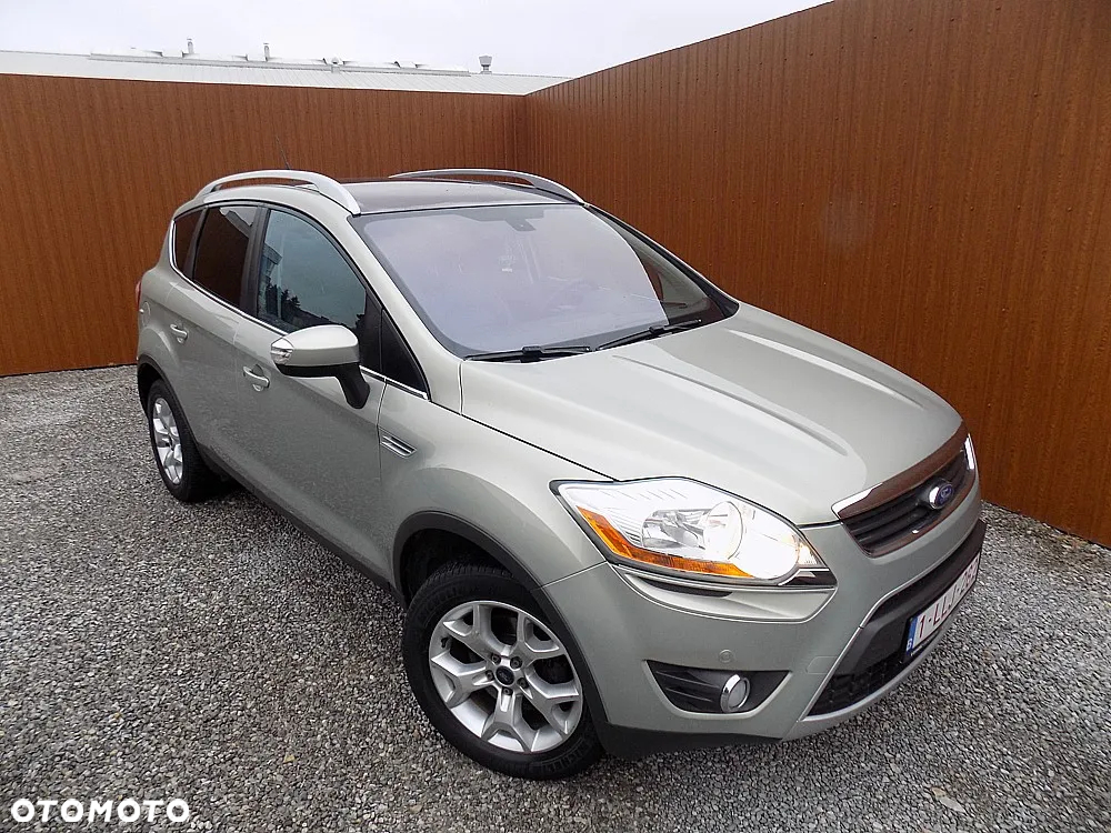 Ford Kuga 2.0 TDCi 2x4 Titanium - 2