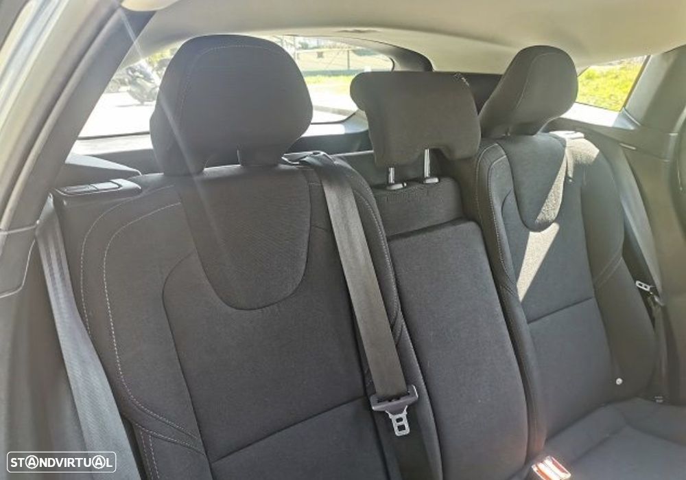 Volvo V40 1.6 D2 Eco Kinetic - 15