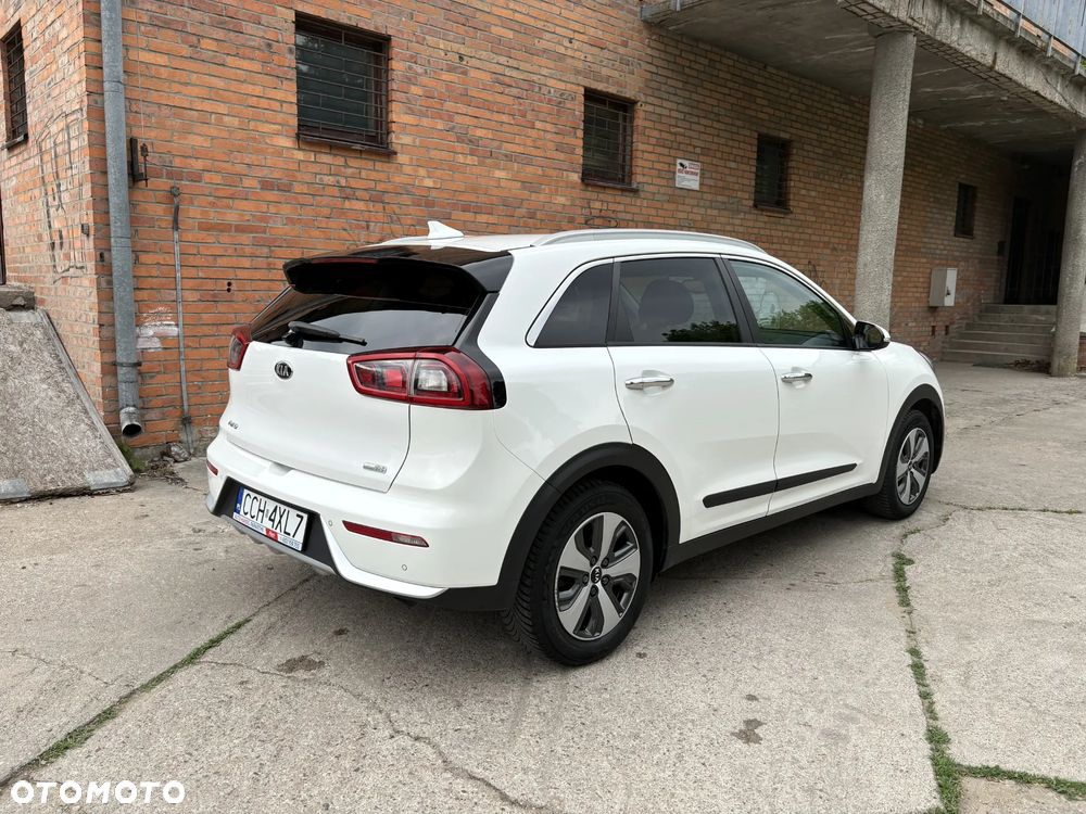 Kia Niro 1.6 GDI 2WD Vision - 11