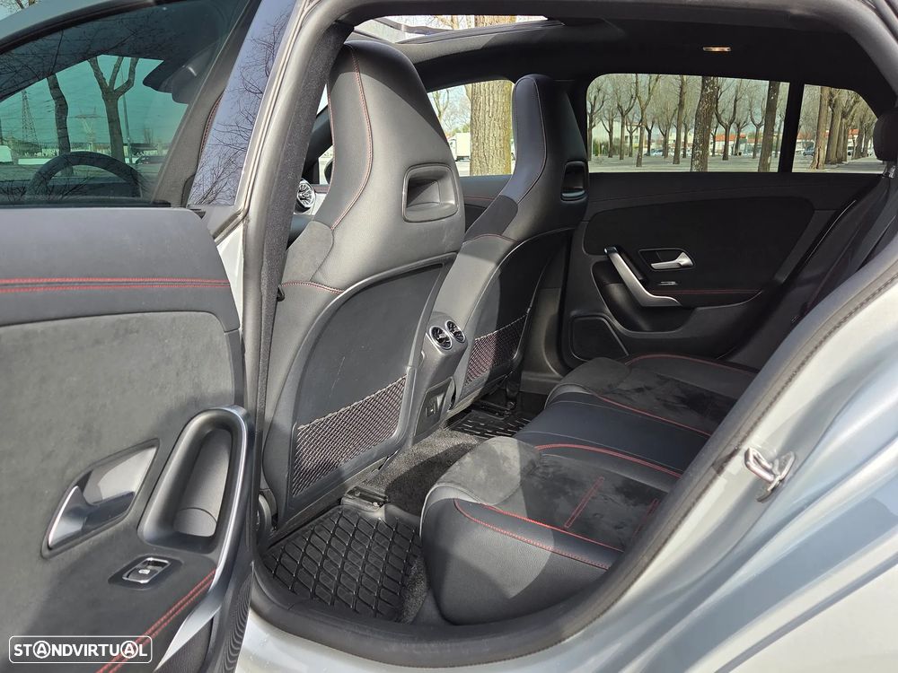 Mercedes-Benz CLA 200 d Shooting Brake AMG Line Aut. - 13