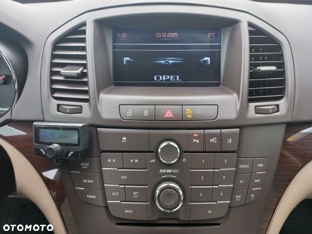 Opel Insignia 1.8 Cosmo - 19