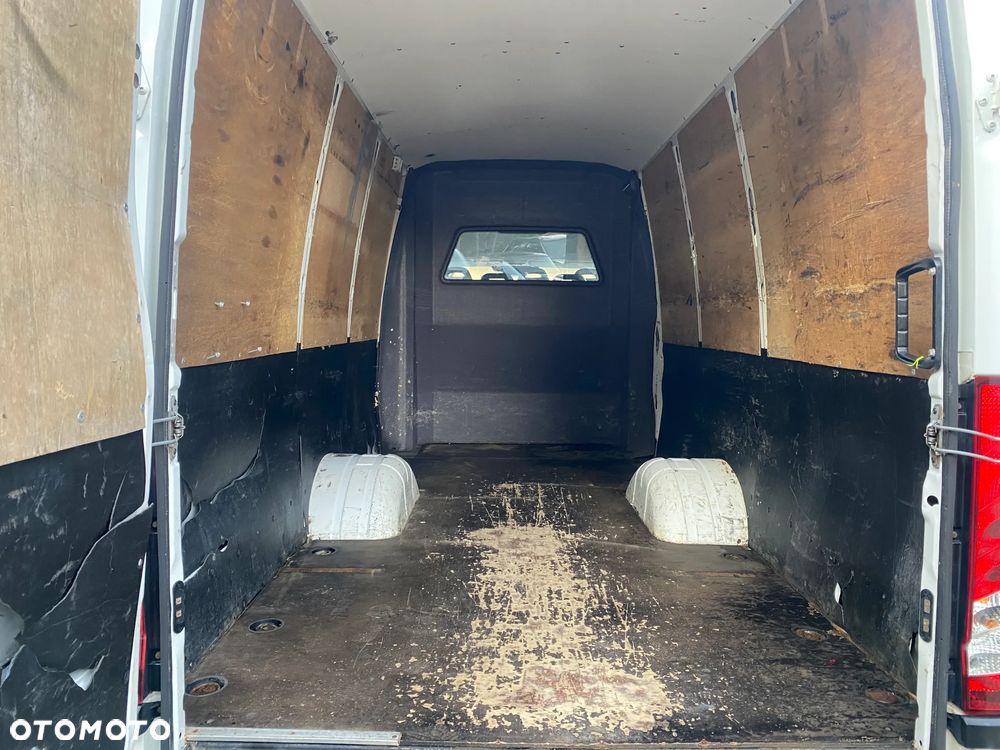 Iveco DAILY - 11