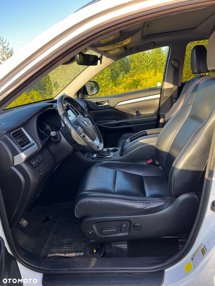 Toyota Highlander - 13