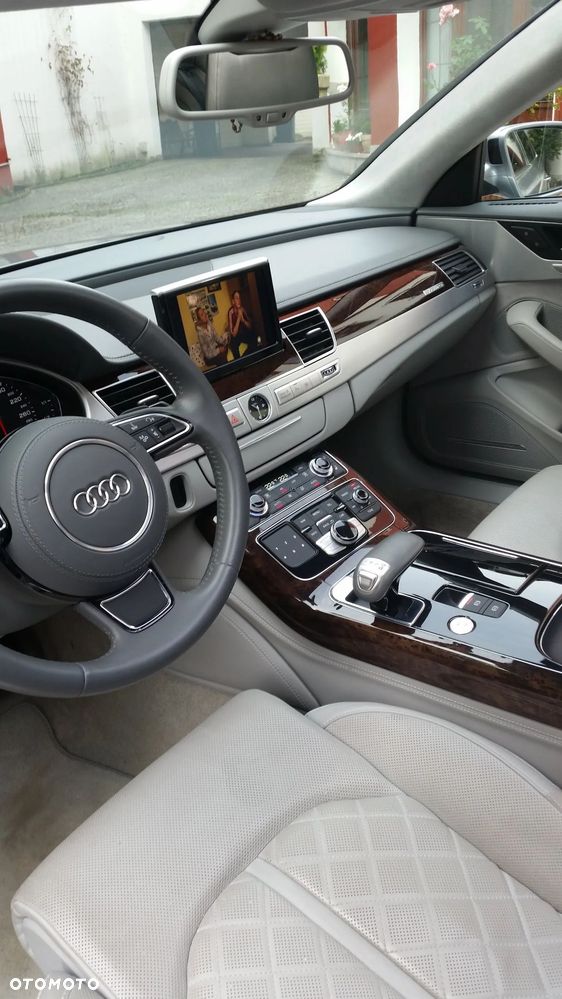 Audi A8 4.2 TDI Quattro - 10